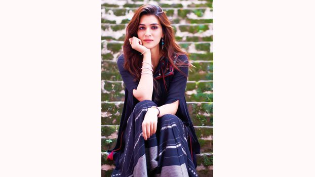 Kriti Sanon hopes rumour of working with Hrithik comes true