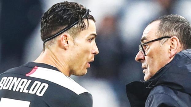 Juventus players agree  to take pay reduction 