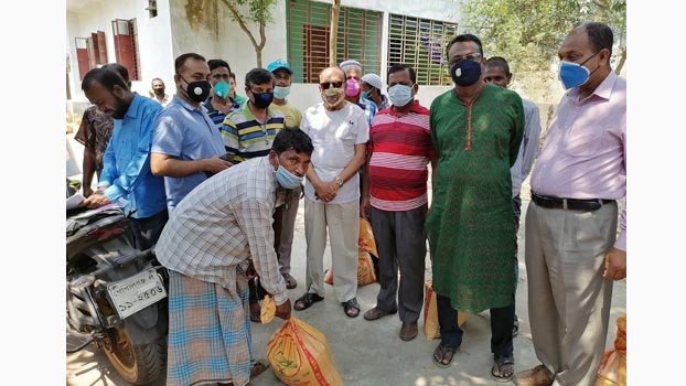 4, 200 families receive relief in Gopalganj