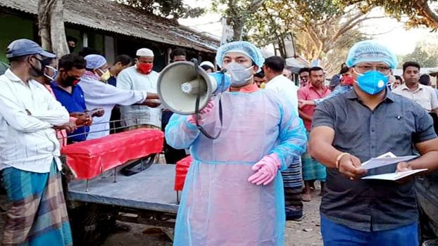 Low-income people get support at Kahalu upazila