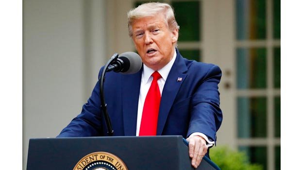 Trump halts US aid to WHO
