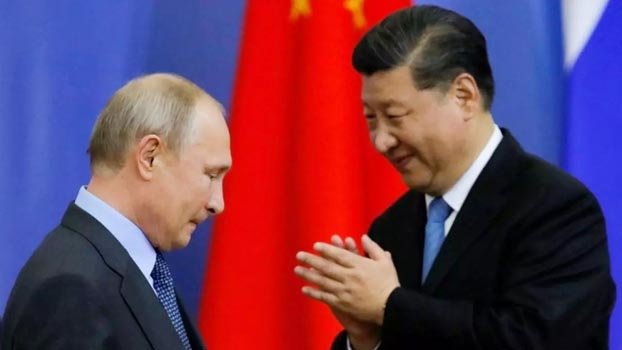 Xi holds phone talks with Putin on COVID-19 pandemic