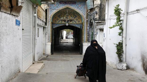 Some Tehran   businesses reopen after coronavirus lockdown