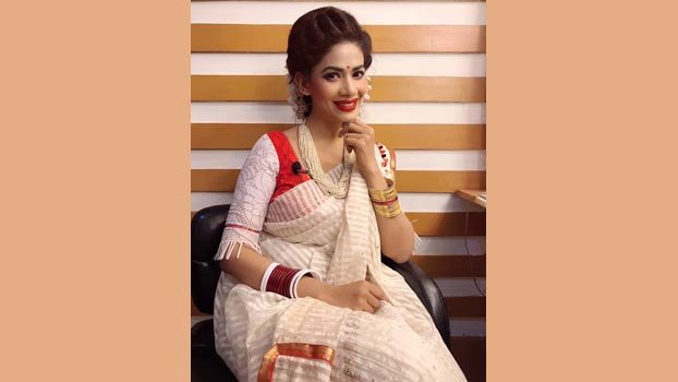 Lara with underprivileged families in Ramadan