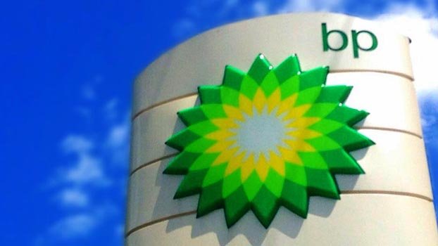 BP announces $4.4bn quarterly loss as oil prices crash