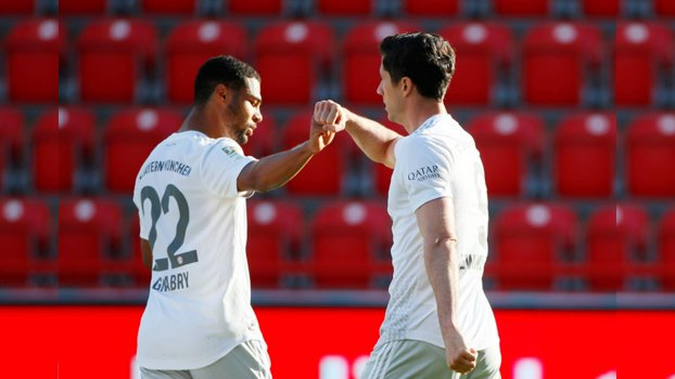 Leaders Bayern brush Union  aside on Bundesliga return