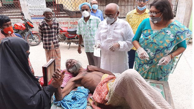 Cheques distributed among chronic disease patients