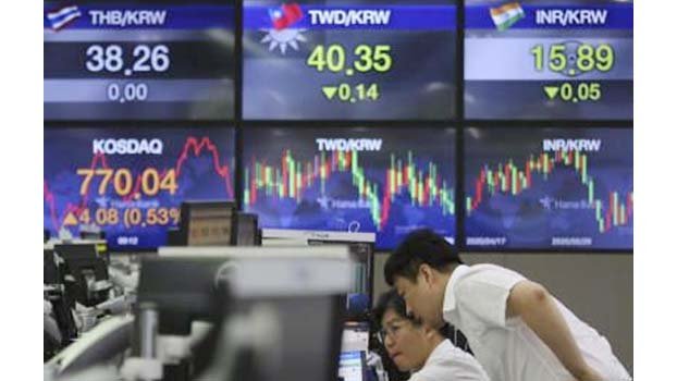 Asian markets track record Wall  St lead on recovery hopes