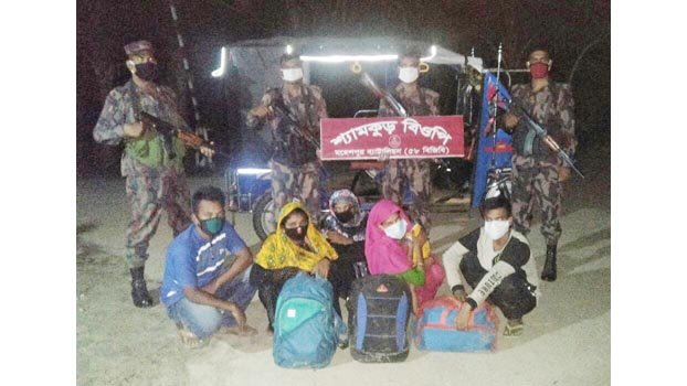 6 held from border 