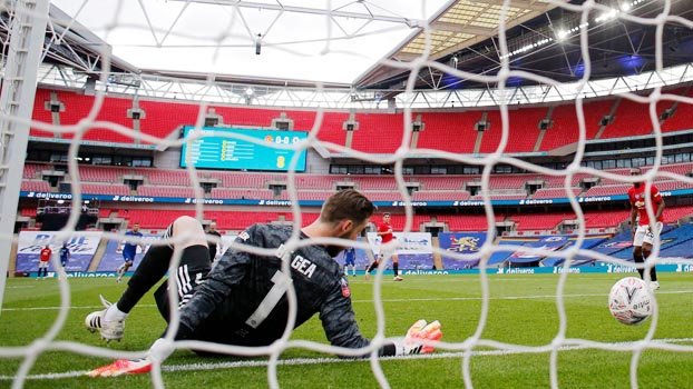 De Gea blunders put Chelsea in FA Cup final
