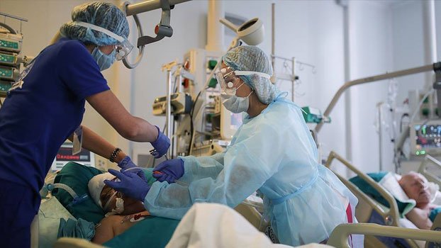 WHO reports one-day surge in coronavirus cases by over 284,000