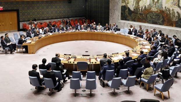 UN defeats US bid to extend  arms embargo on Iran
