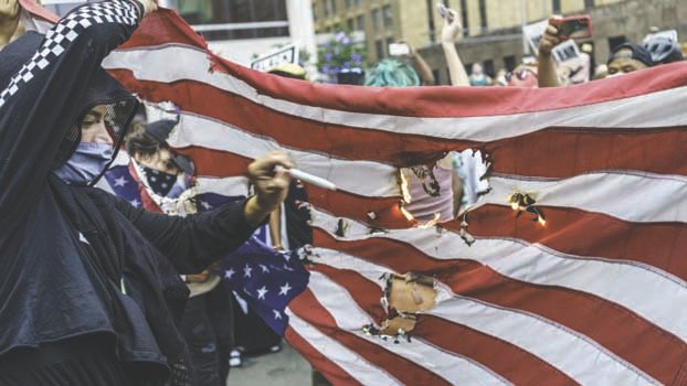 Clashes at US protest over police shooting of black man