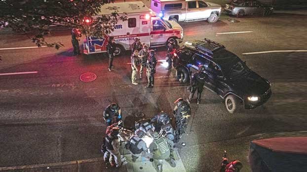 Trump, Portland mayor blame each other after deadly shooting