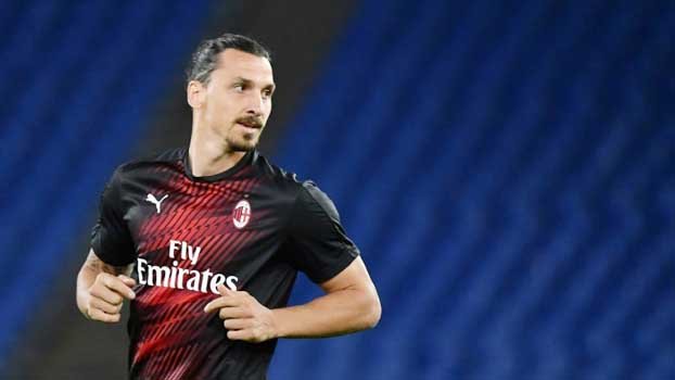 Ibrahimovic extends AC Milan contract 