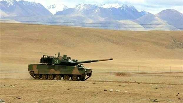 Indian, Chinese troops position tanks within firing distance in Ladakh
