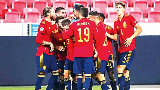 Gaya gives Spain last-gasp draw with Germany