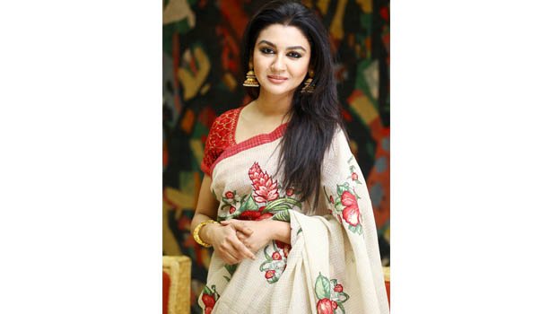 Jaya returning in the role of mother