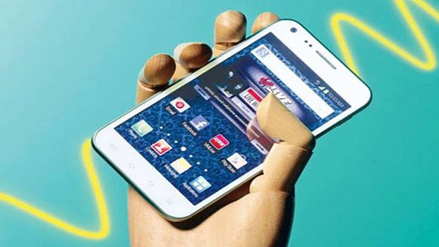 ‘Mobile phone radiation may be killing insects’