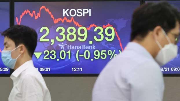 Asian markets track US, Europe rout as restrictions return