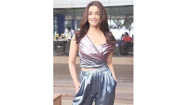 Alia Bhatt to get back on sets in Oct