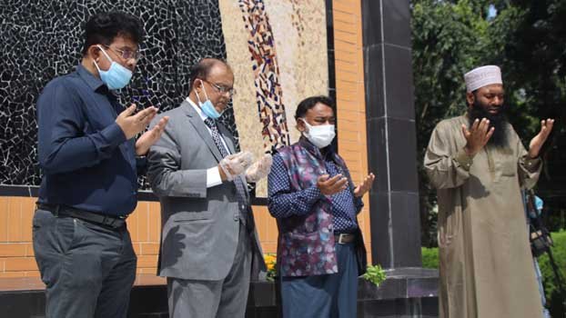 Dr Salam takes charge as IU VC