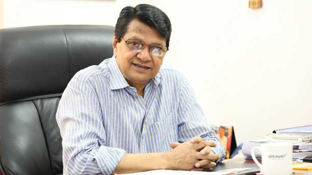 Alamgir’s social media dilemma