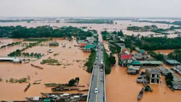 40 dead, 8 missing in central Vietnam’s natural disasters