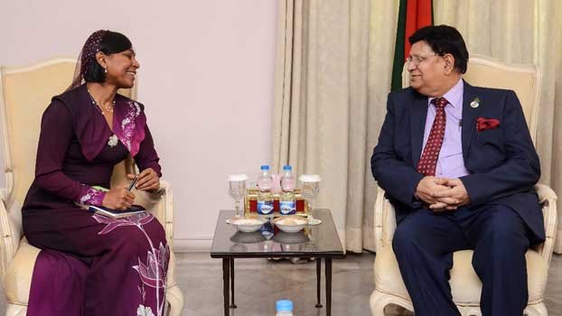 Maldives wants more doctors, nurses from Bangladesh