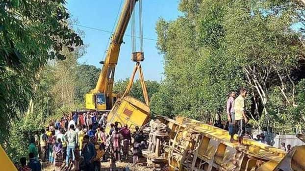 Rail communications with Sylhet resumes, probe body formed over derailment
