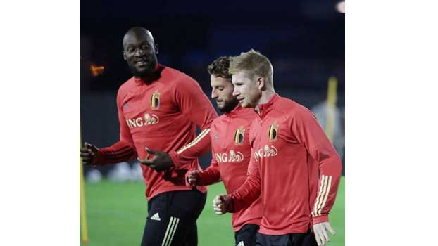 Belgium confront Denmark