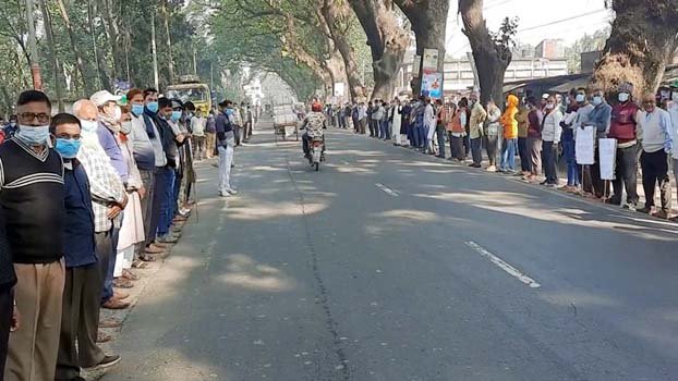 Sugar mills workers demand arrears