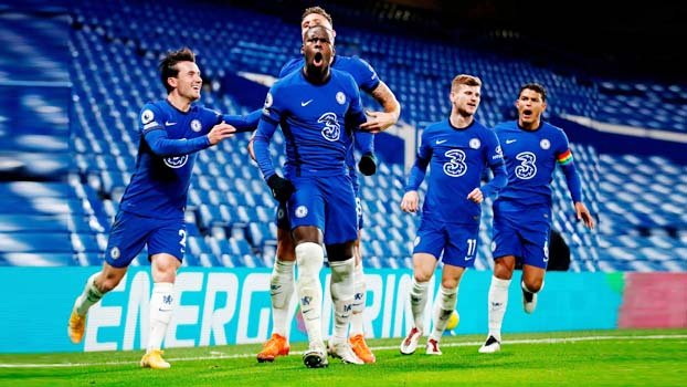 Chelsea move top, Man City and United win as fans return