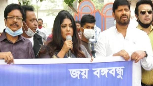 Film artistes protest vandalism of Bangabandhu’s sculpture