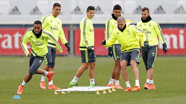 Real aim to end Atletico’s unbeaten start in Madrid derby