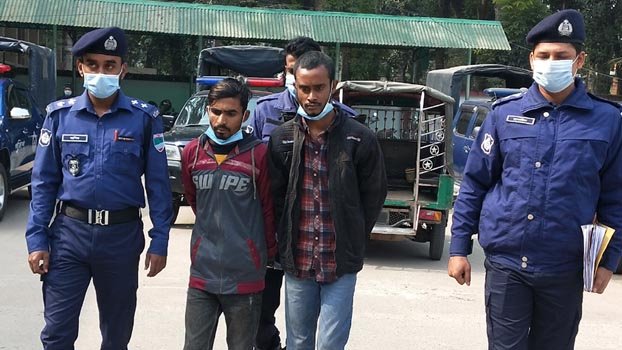 Two fraudsters held in Jashore