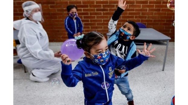 Teachers should be among first for Covid jabs: UN