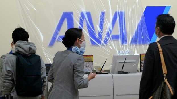 Japan to halt all new entries from abroad