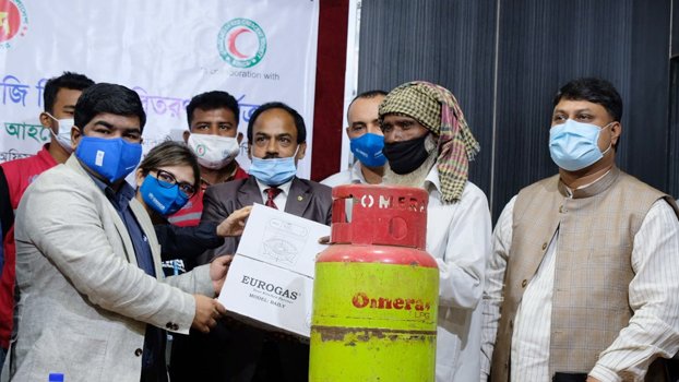 UNHCR provides LPG to 5,770 Cox’s Bazar families 