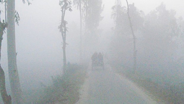 Mild cold wave continues to sweep  the country