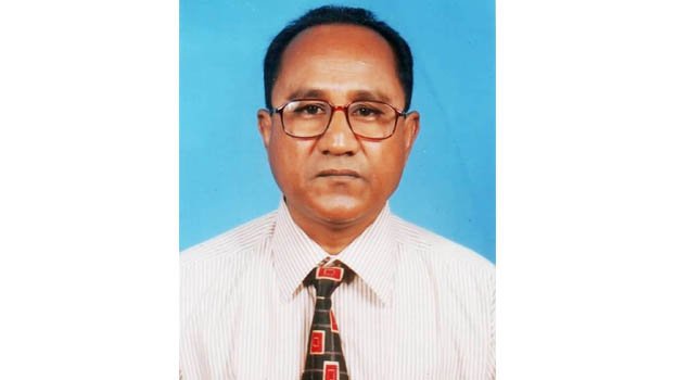 RU registrar resigns