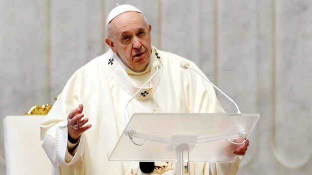 Pope calls for peace