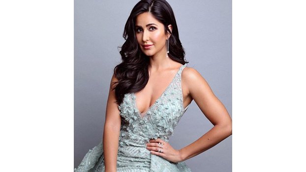 Katrina Kaif wishes everyone '365 days of happiness  