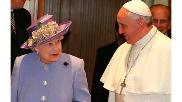 Pope, Queen Elizabeth  join vaccine drive