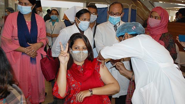 Vaccine rumours prove false: Health minister 