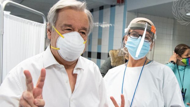 UN chief receives Covid vaccine in New York