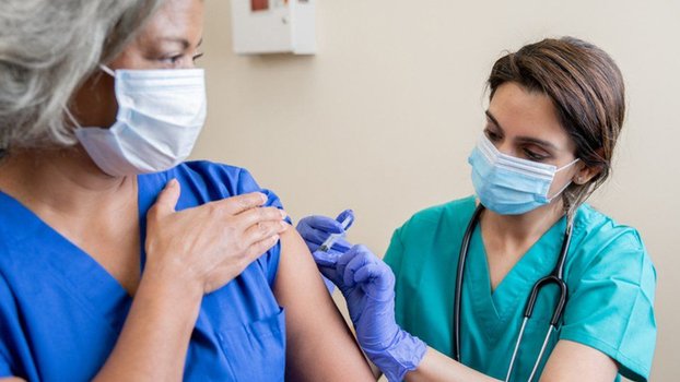 Covid trial in UK examines mixing different vaccines