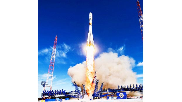 ‘Russia’s Soyuz-2.1b Carrier Rocket Orbits Military Satellite ...