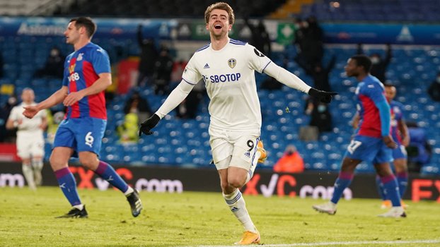 Leeds ease past Crystal Palace