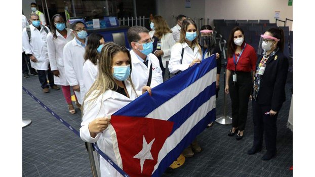 Panama defends hiring Cuban doctors to fight pandemic